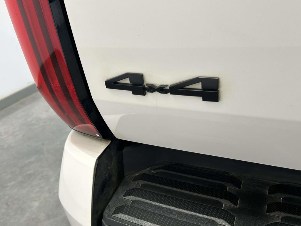 Used 2024 White Toyota SR5 image 13