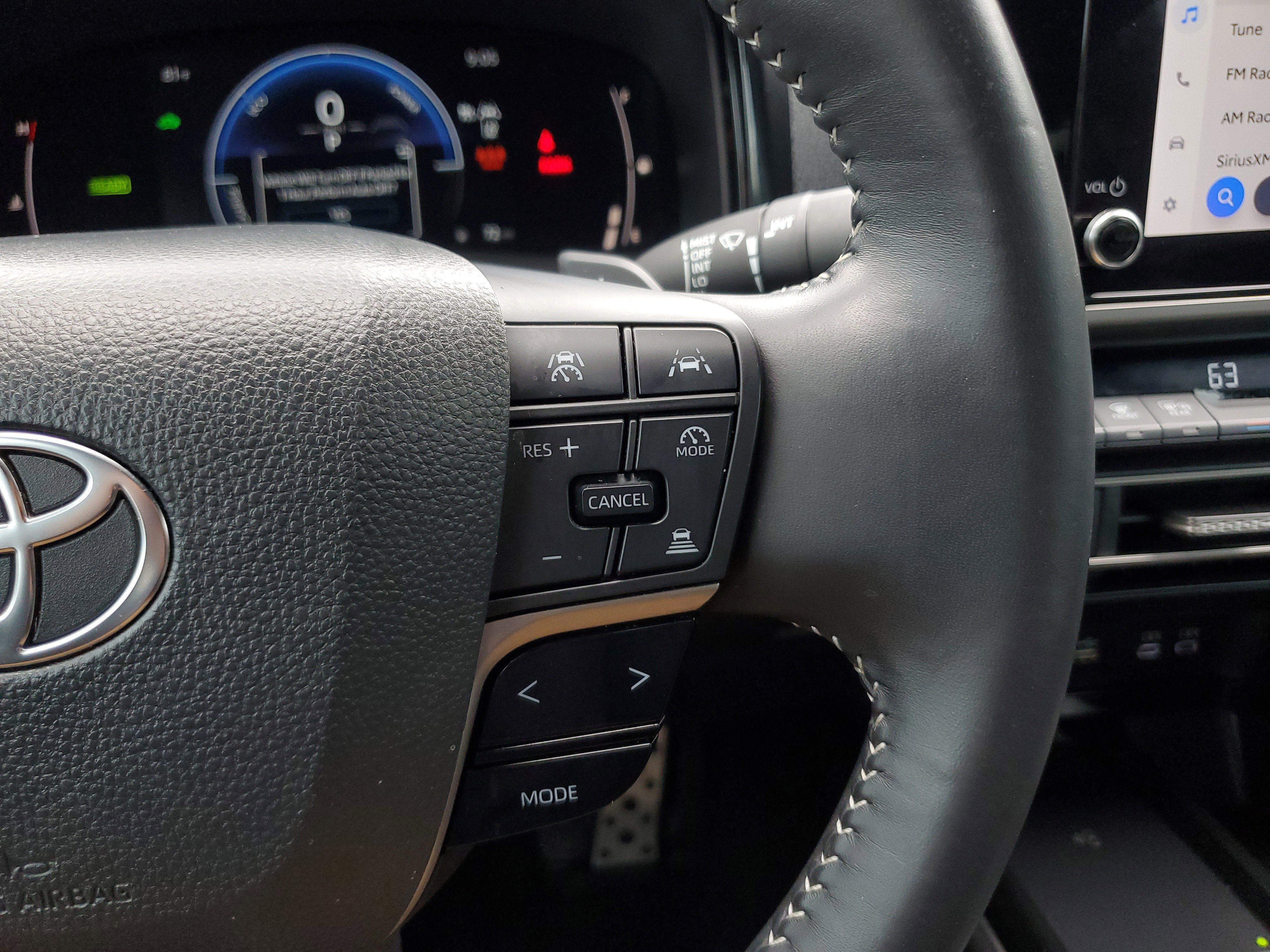 Used 2025 White Toyota SE image 18