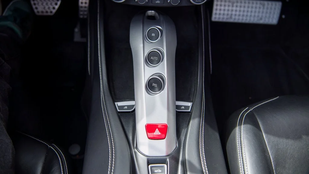 Used 2016 Grigio Silverstone Ferrari T image 23