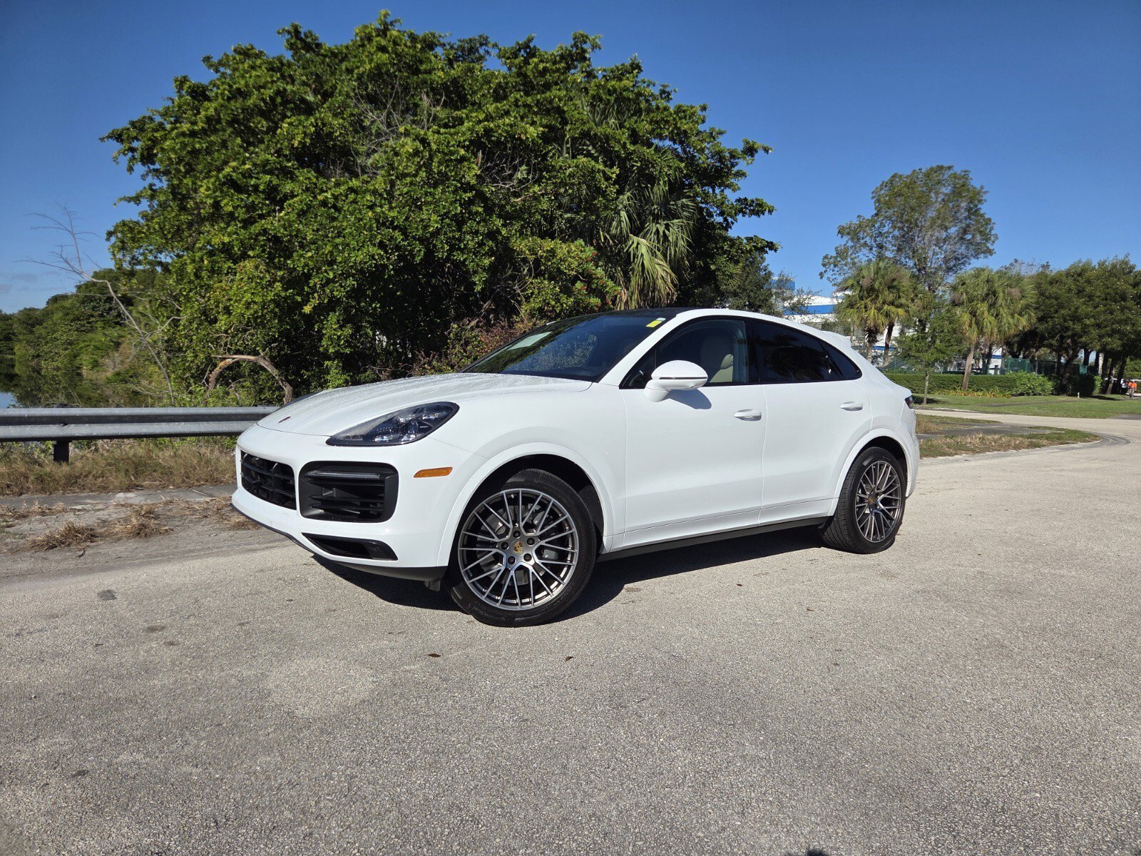 2022 Porsche Cayenne Coup S