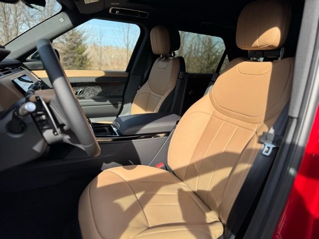 New 2026 Firenze Red Land Rover Dynamic SE image 11
