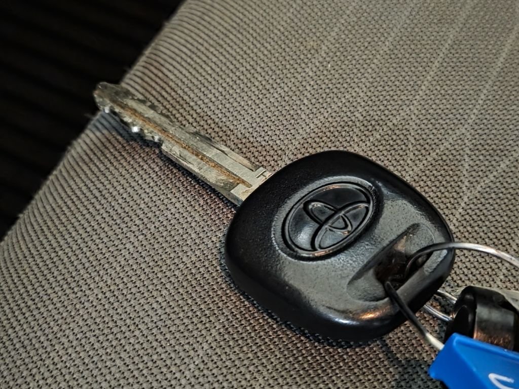 Used 2018 Gray Toyota SR image 36