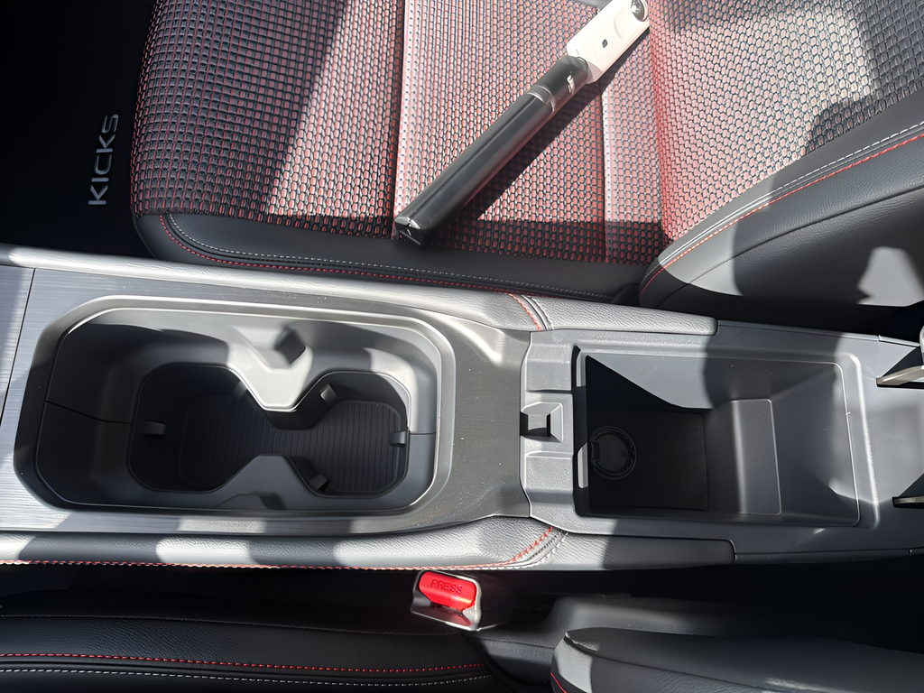 2026 Nissan KICKS SR - Photo 36