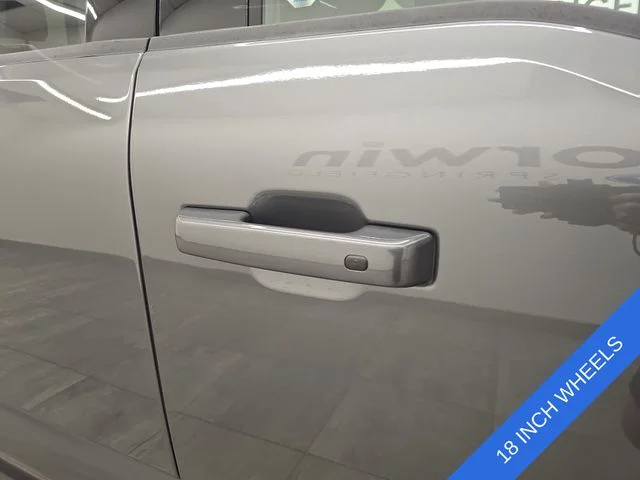 New 2026 Carbonized Gray Metallic Ford XLT image 8
