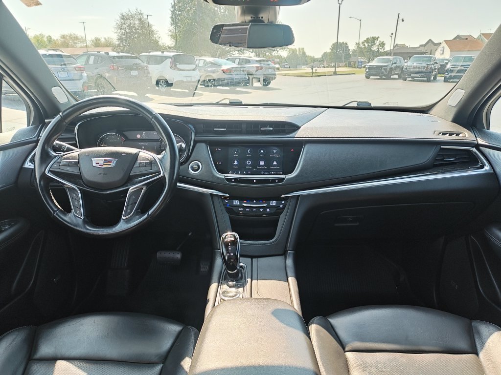Used 2020 Silver Cadillac Premium Luxury image 17