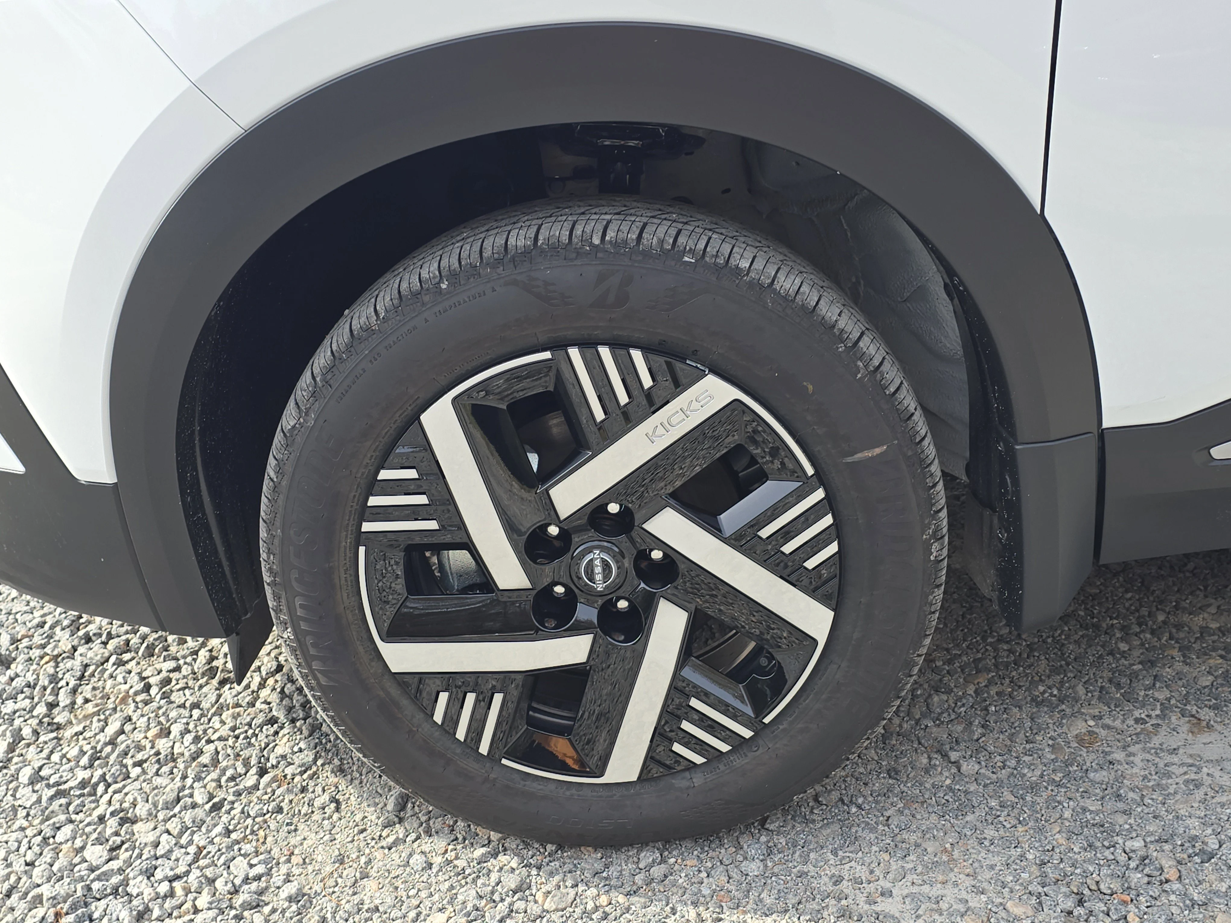 New 2026 Fresh Powder Nissan SV image 35