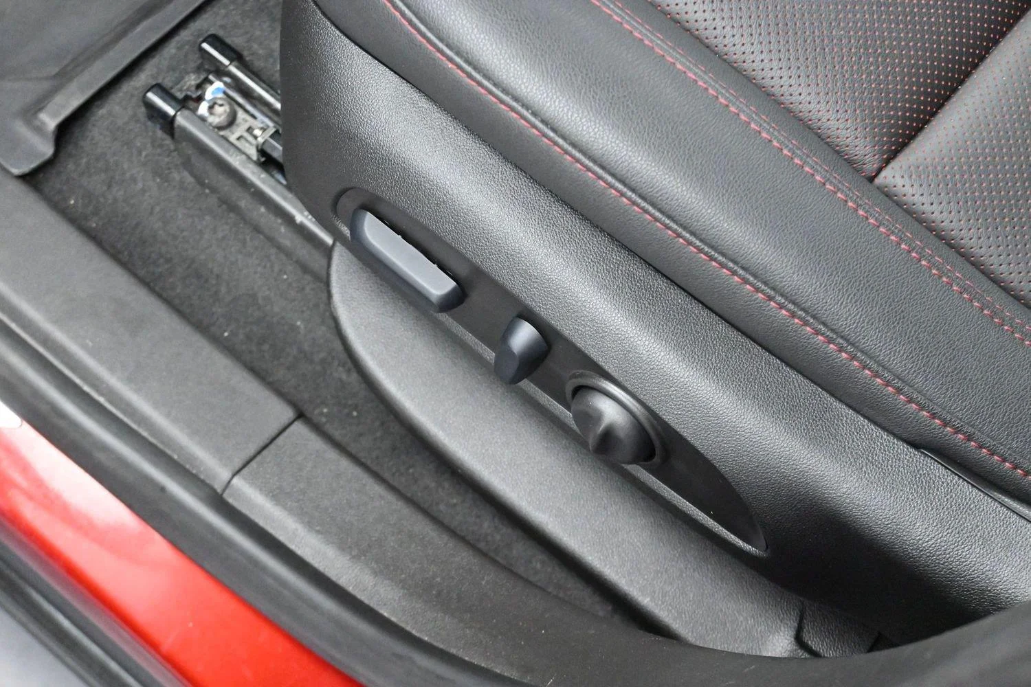 Used 2024 Radiant Red Tintcoat Chevrolet RS image 14