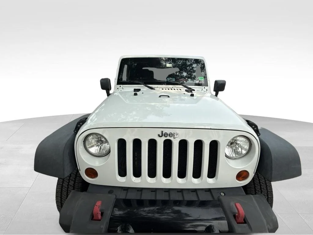 Used 2013 White Jeep Sport image 15