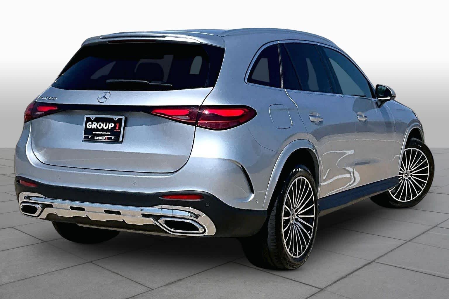 Used 2023 Cirrus Silver Metallic Mercedes-Benz GLC 300 image 13