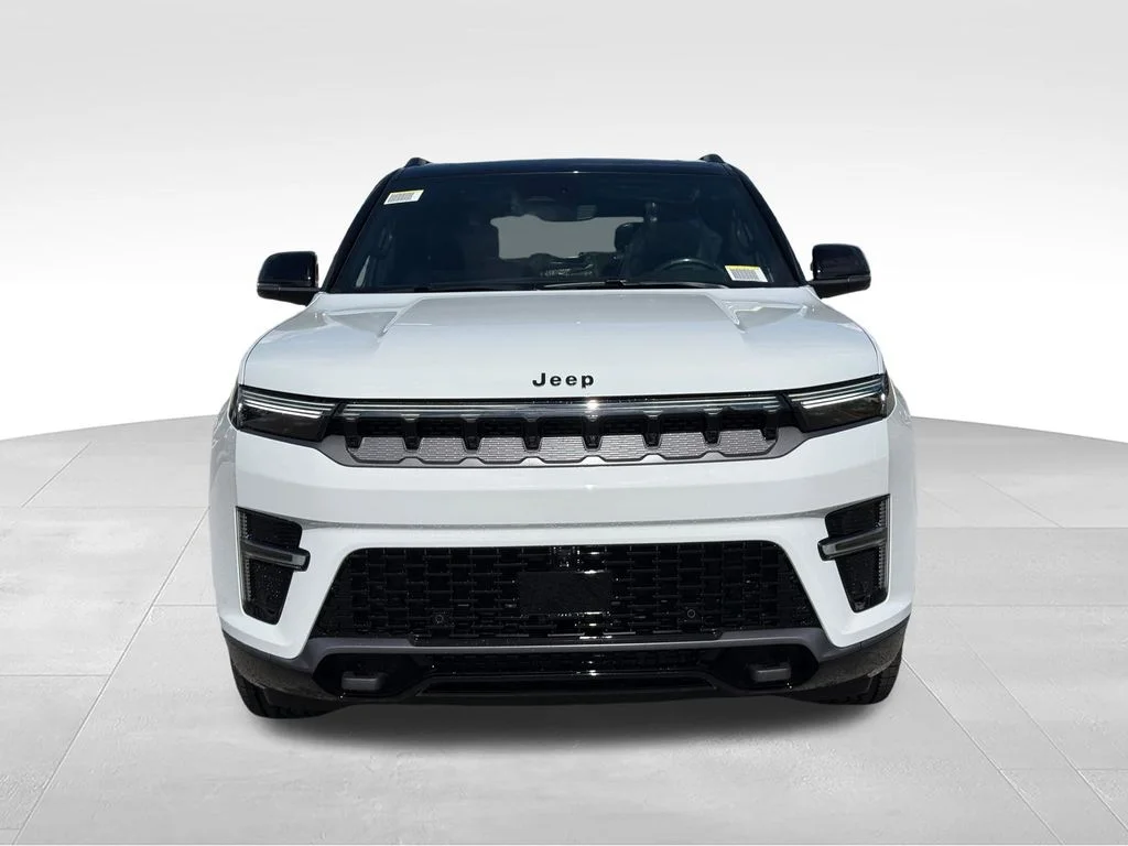 New 2026 Bright White Clearcoat Jeep Upland image 25