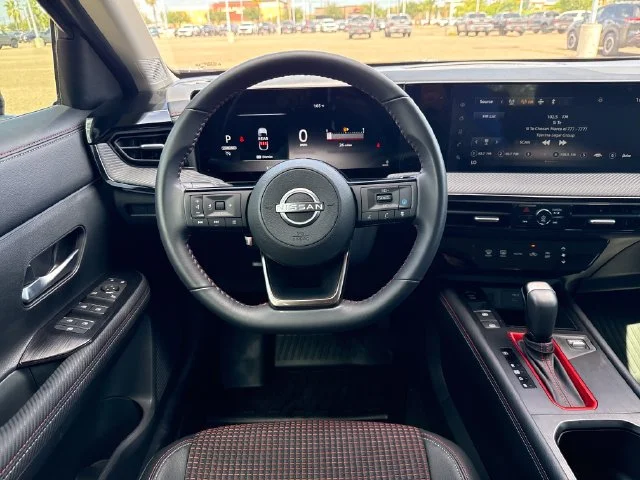 Used 2025 Gray Nissan SR image 14
