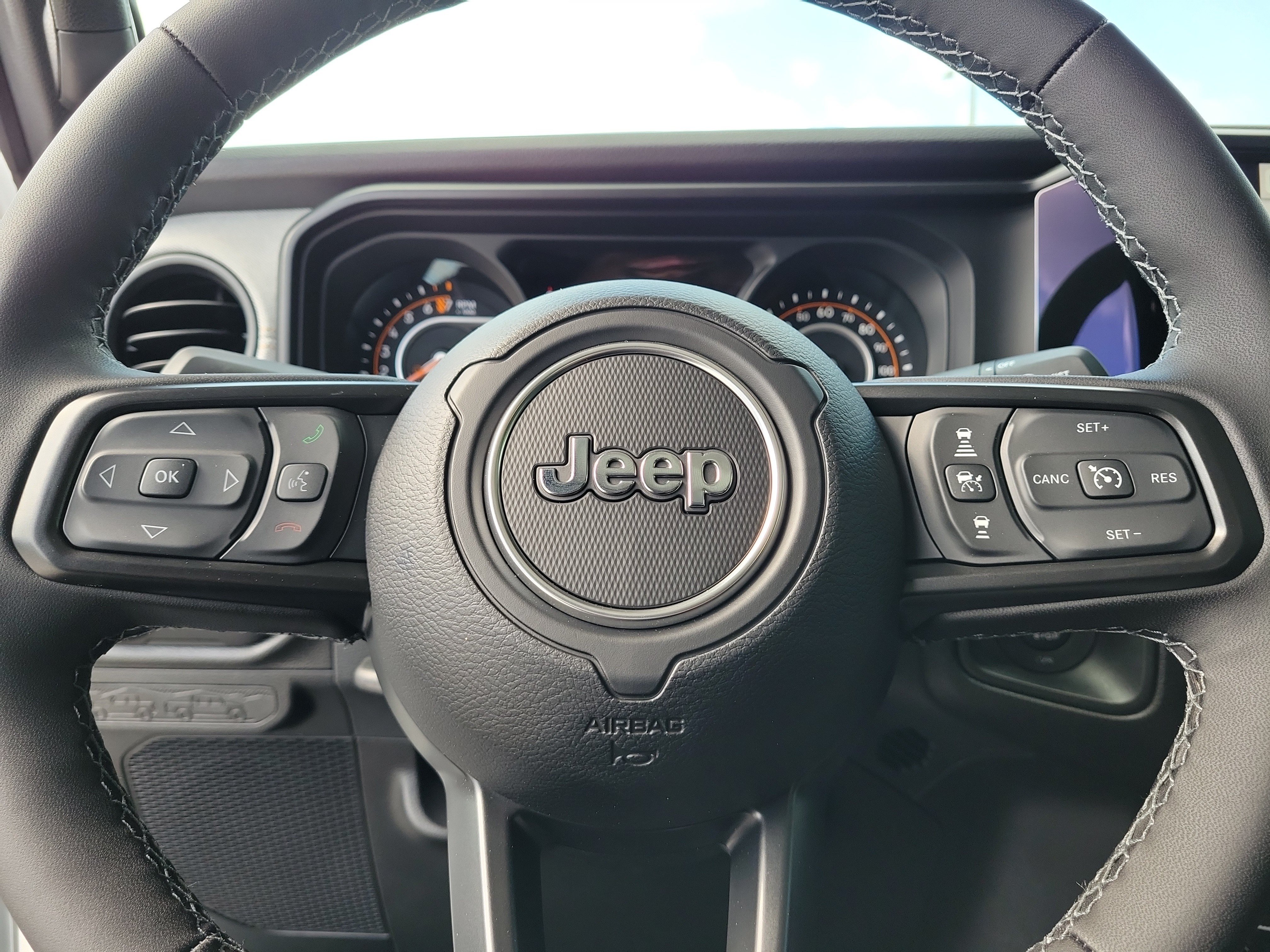 New 2026 Bright White Clear-Coat Exterior Paint Jeep Willys image 11