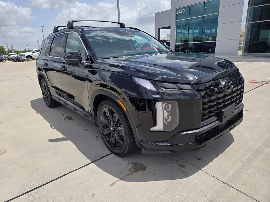 Used 2025 Black Hyundai XRT image 1