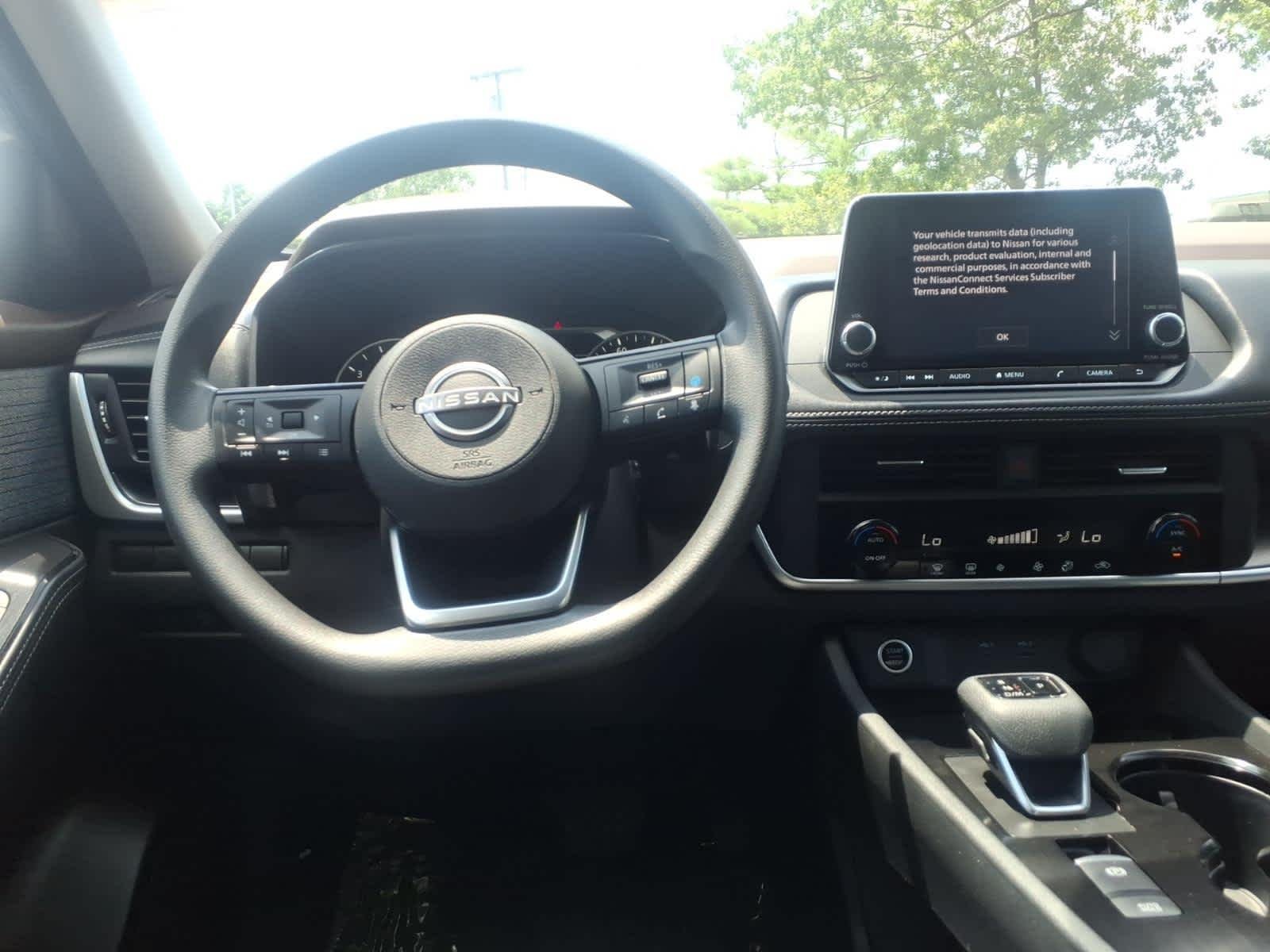 Certified Used 2023 Gun Metallic Nissan SV image 14
