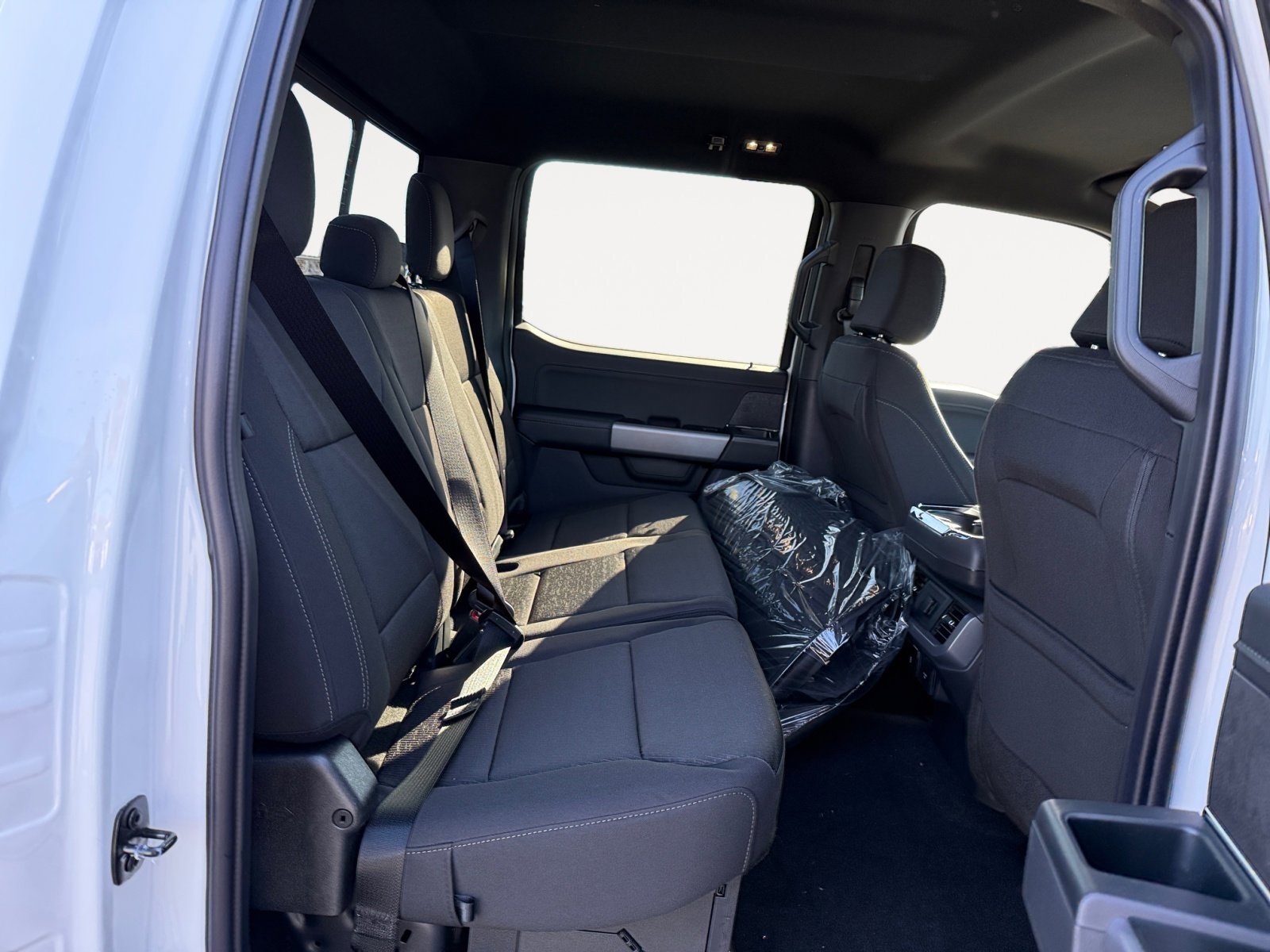 2025 Ford F-150 XLT - Photo 18