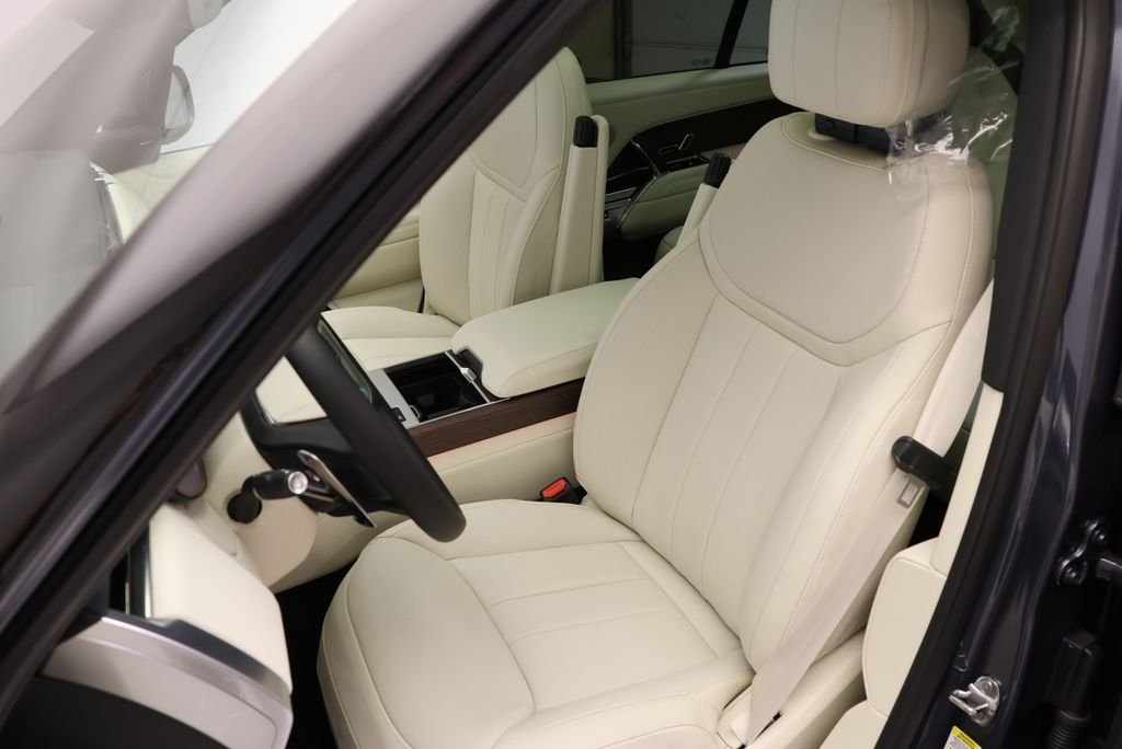 New 2026 Varesine Blue Land Rover SE image 30