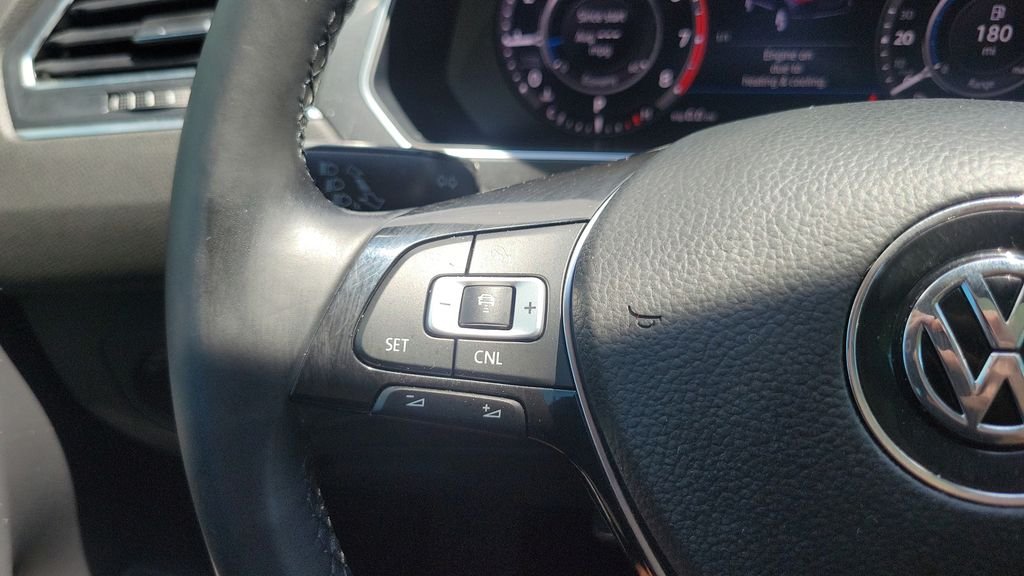2018 Volkswagen Tiguan SEL Premium - Photo 21