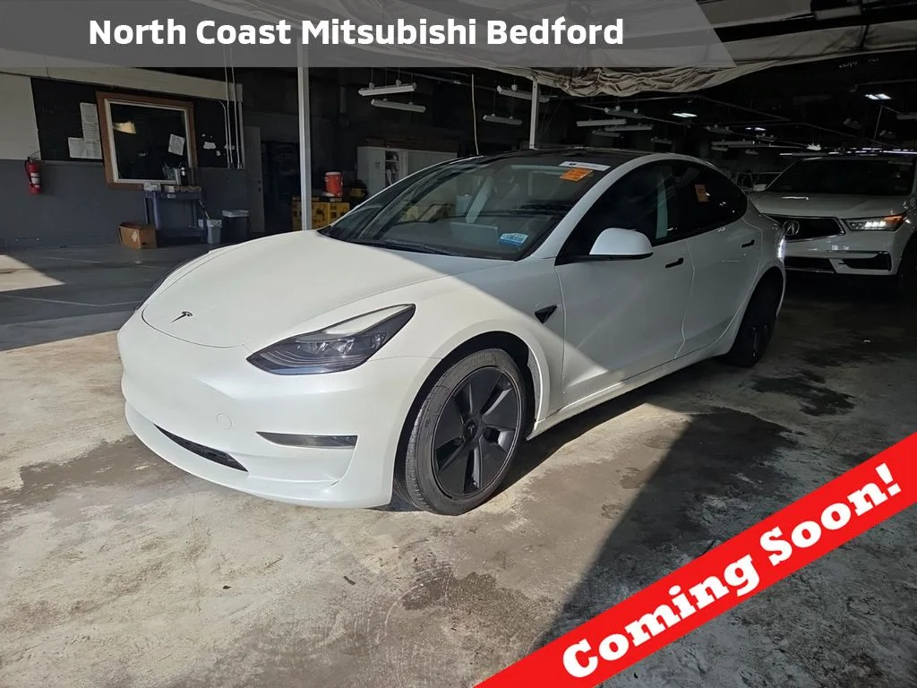 2023 Tesla Model 3 -'s photo