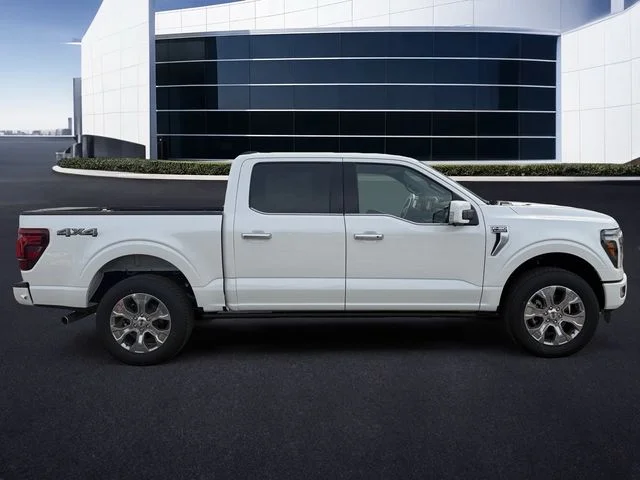 New 2026 Star White Metallic Tri-Coat Ford Platinum® image 4