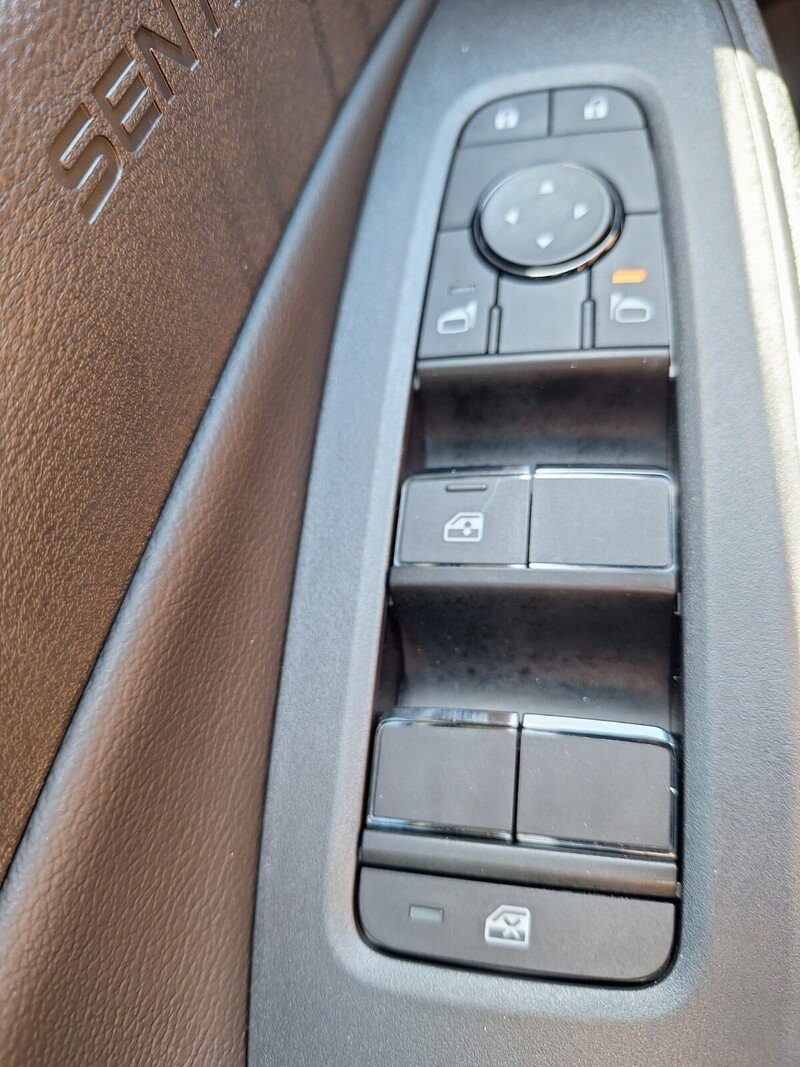 Used 2026 White Nissan SV image 19
