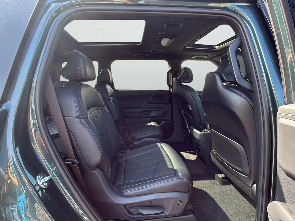 New 2027 Black Kia X-Pro SX image 13