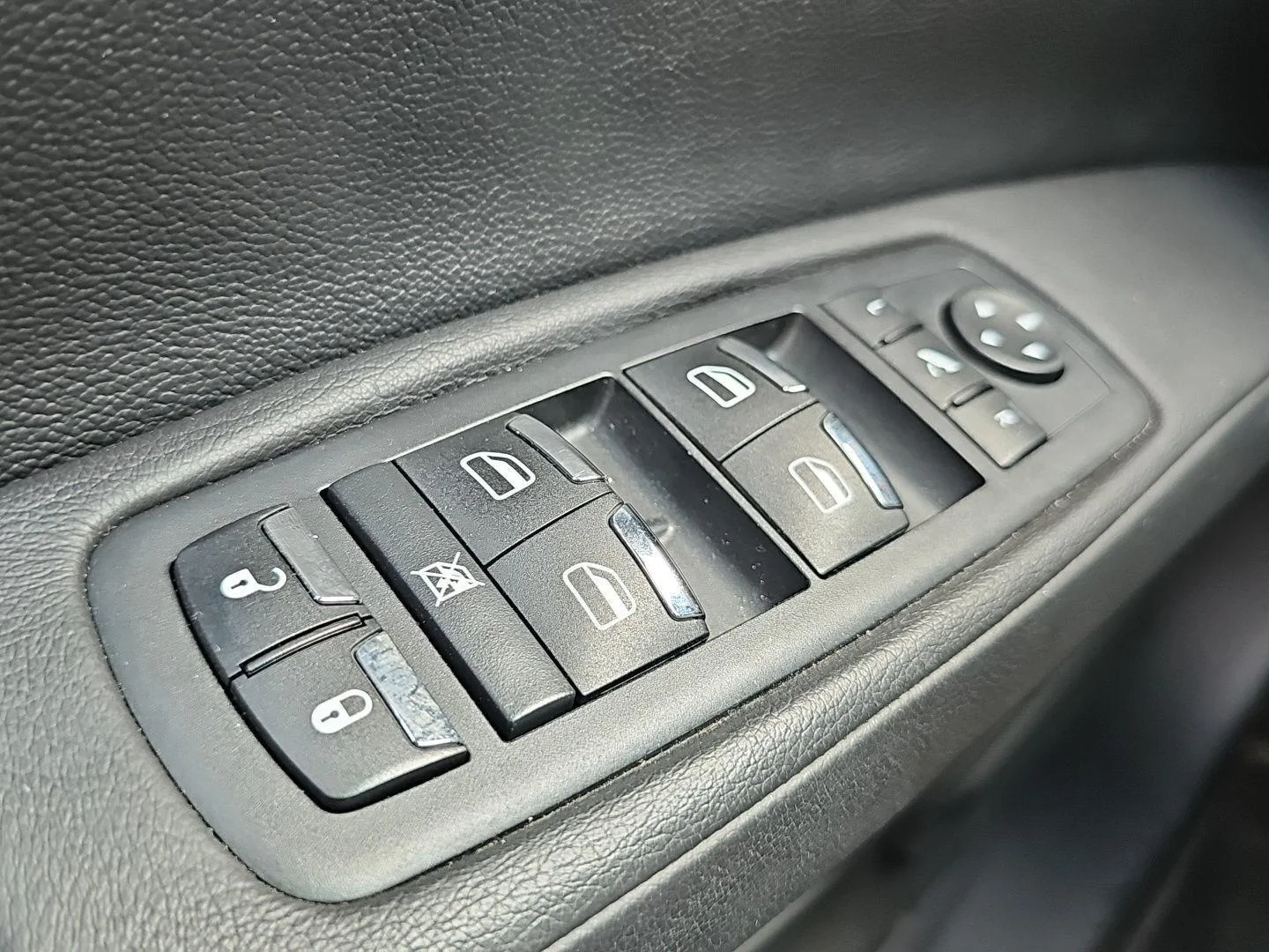 Used 2014 Black Maserati S Q4 image 25