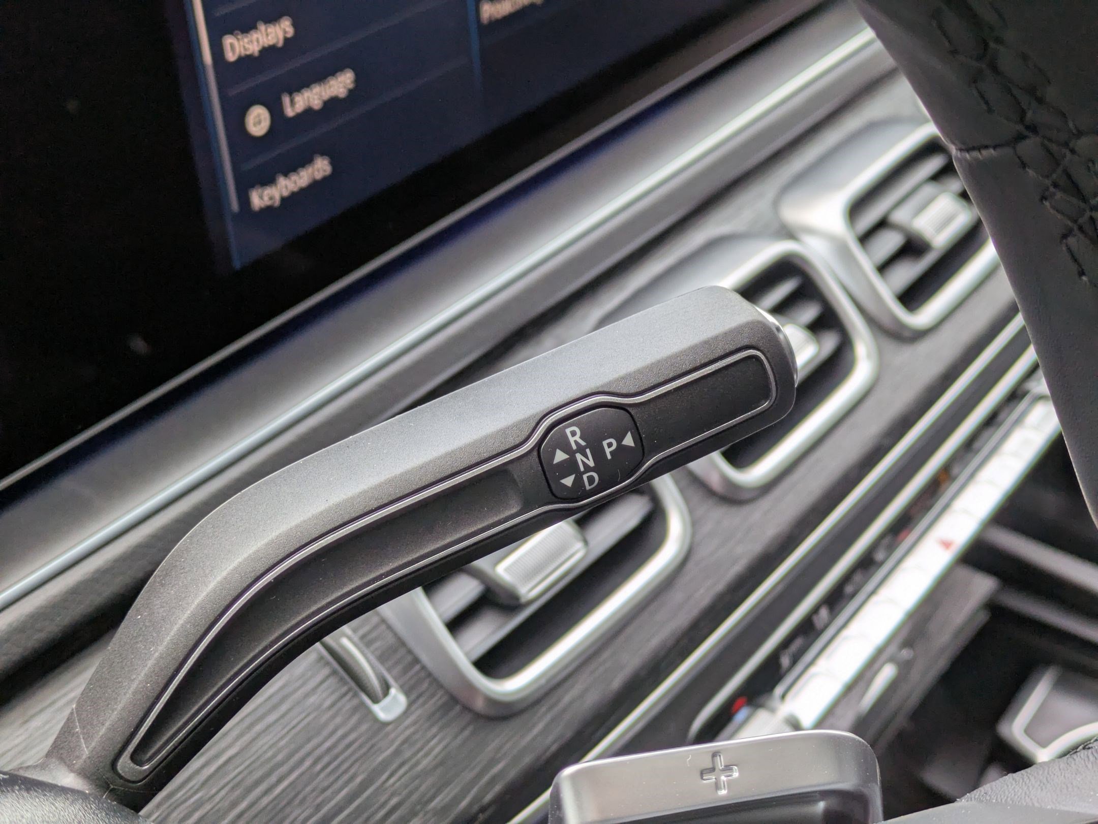 New 2026 MANUFAKTUR Silicon Grey Mercedes-Benz GLE 350 image 30