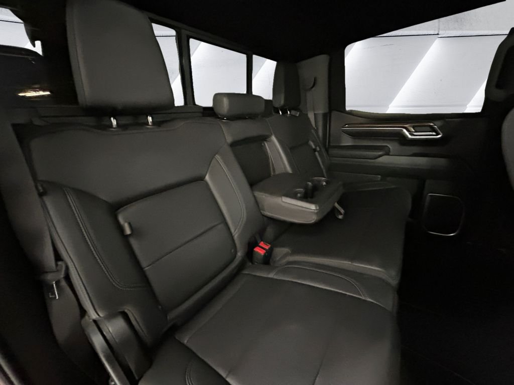Used 2023 Red Chevrolet RST image 16