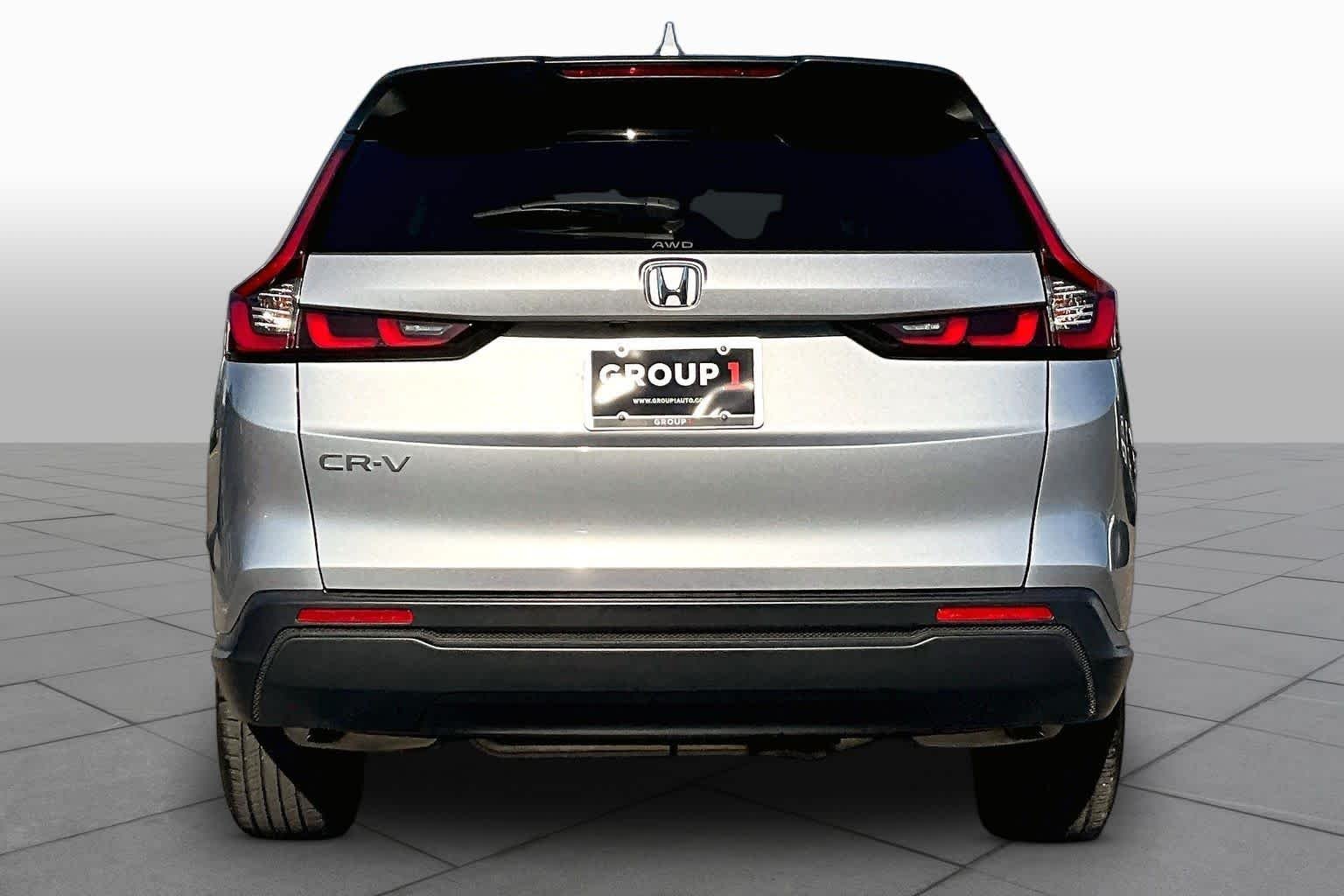 Used 2026 Solar Silver Metallic Honda LX image 5