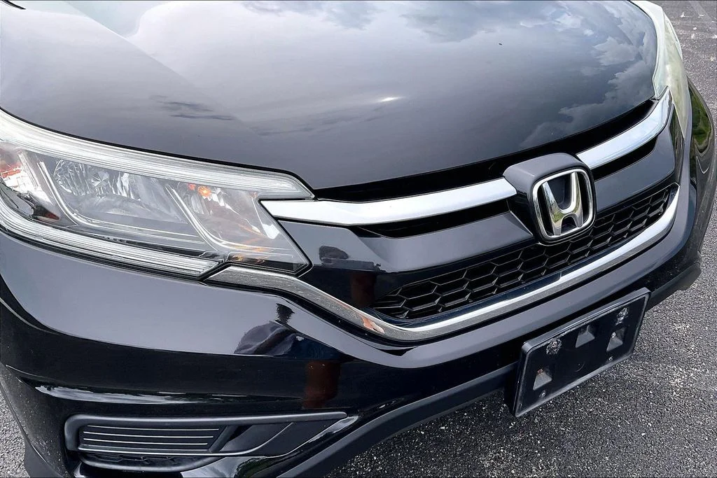 Used 2016  Honda LX image 27