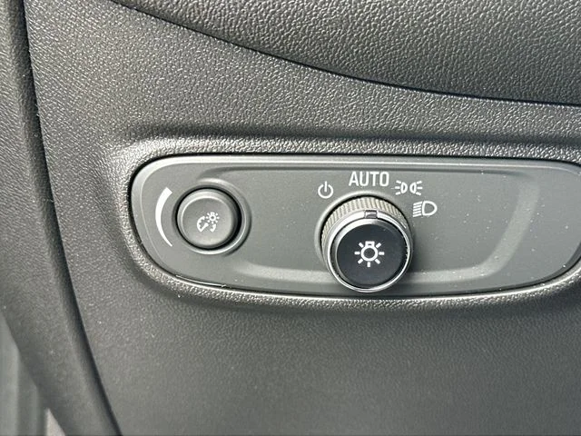 Used 2022 Blue Chevrolet LS image 20