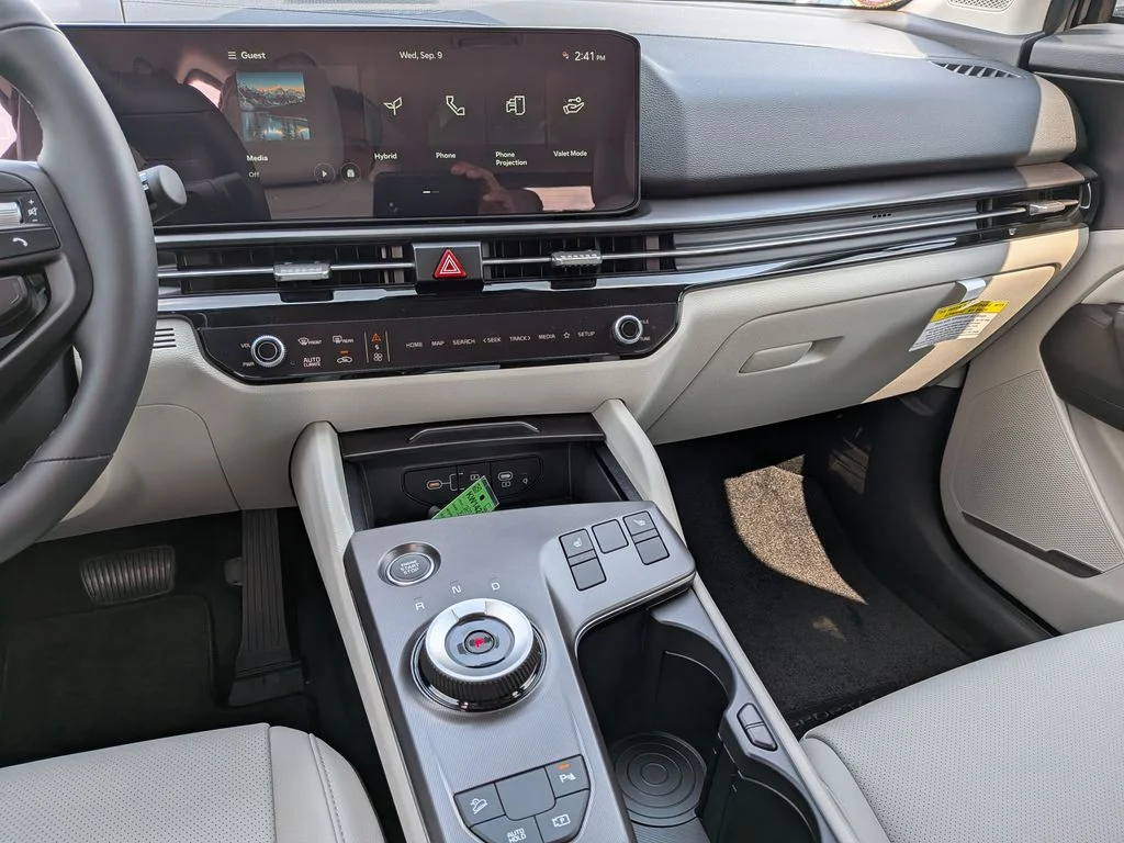 New 2027 Fusion Black Kia EX image 10