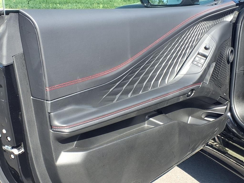 New 2025 Diamond Black Crystal Pearlcoat Dodge R/T image 5