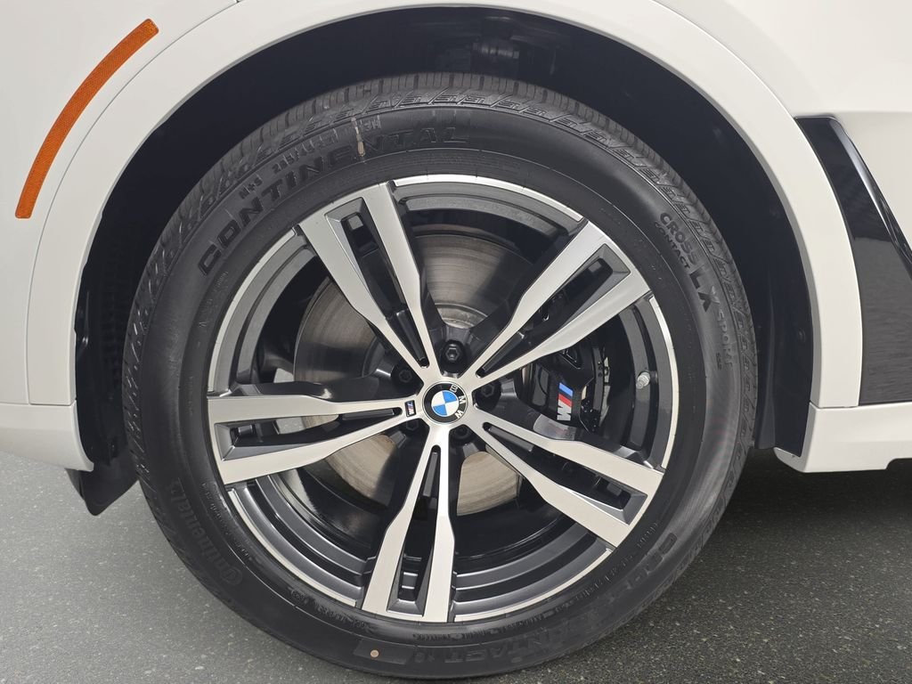 New 2027 Mineral White Metallic BMW xDrive40i image 33