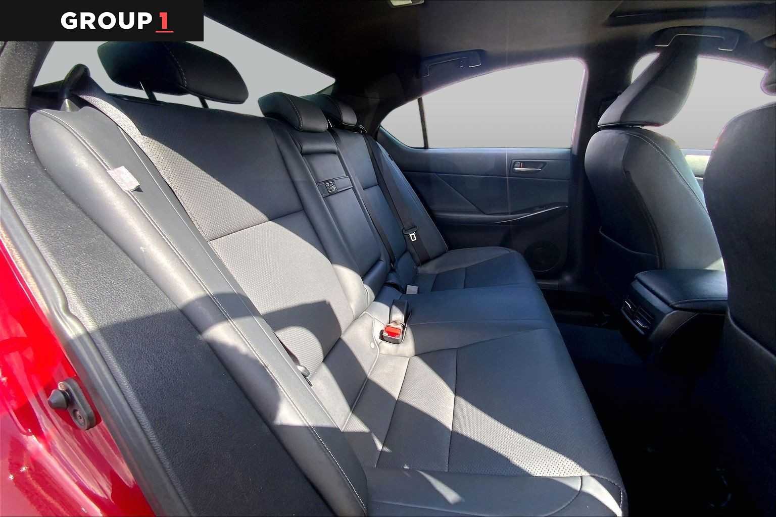 Used 2023 Matador Red Mica Lexus  image 37