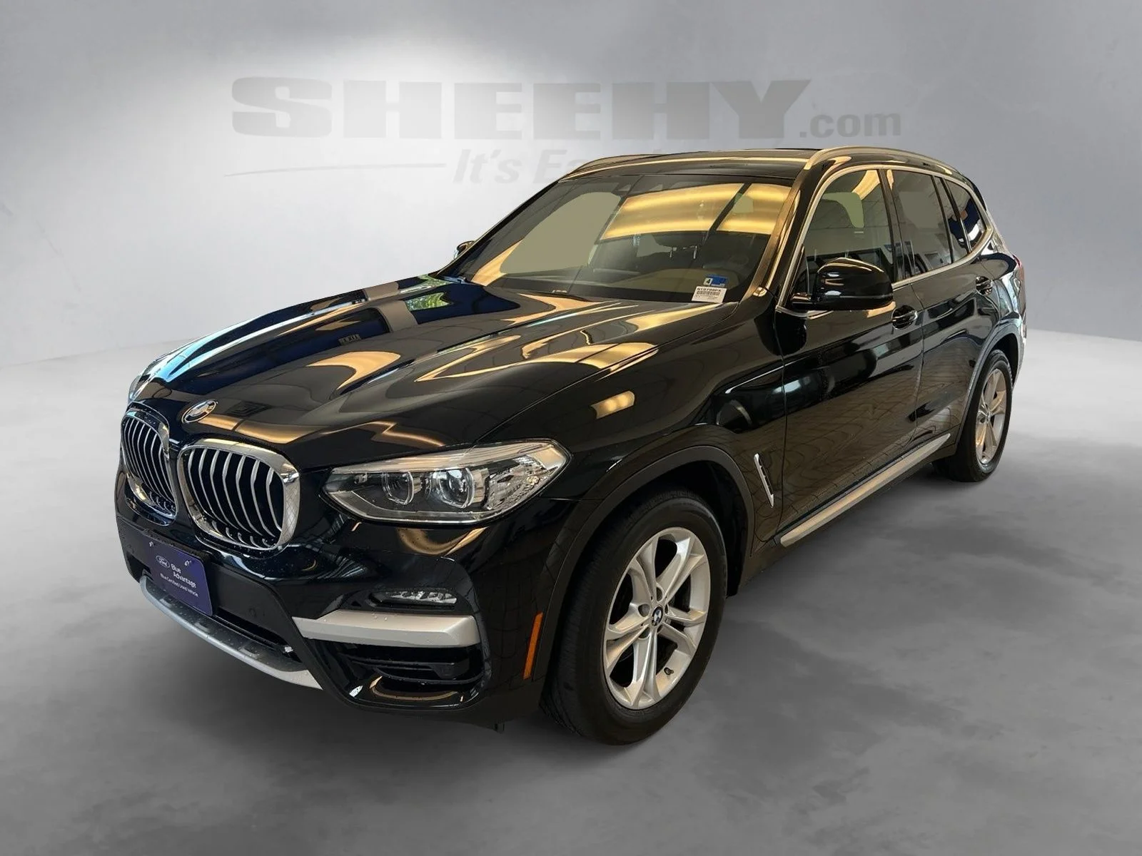 Used 2021 Black Sapphire Metallic BMW xDrive30i image 16