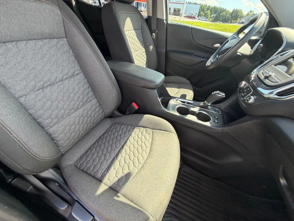 Used 2019 White Chevrolet LT image 37