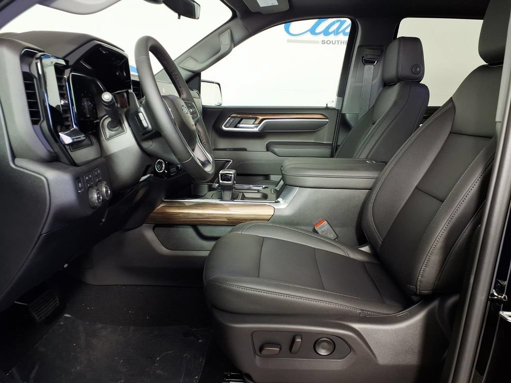 2026 Chevrolet Silverado 1500 RST - Photo 8