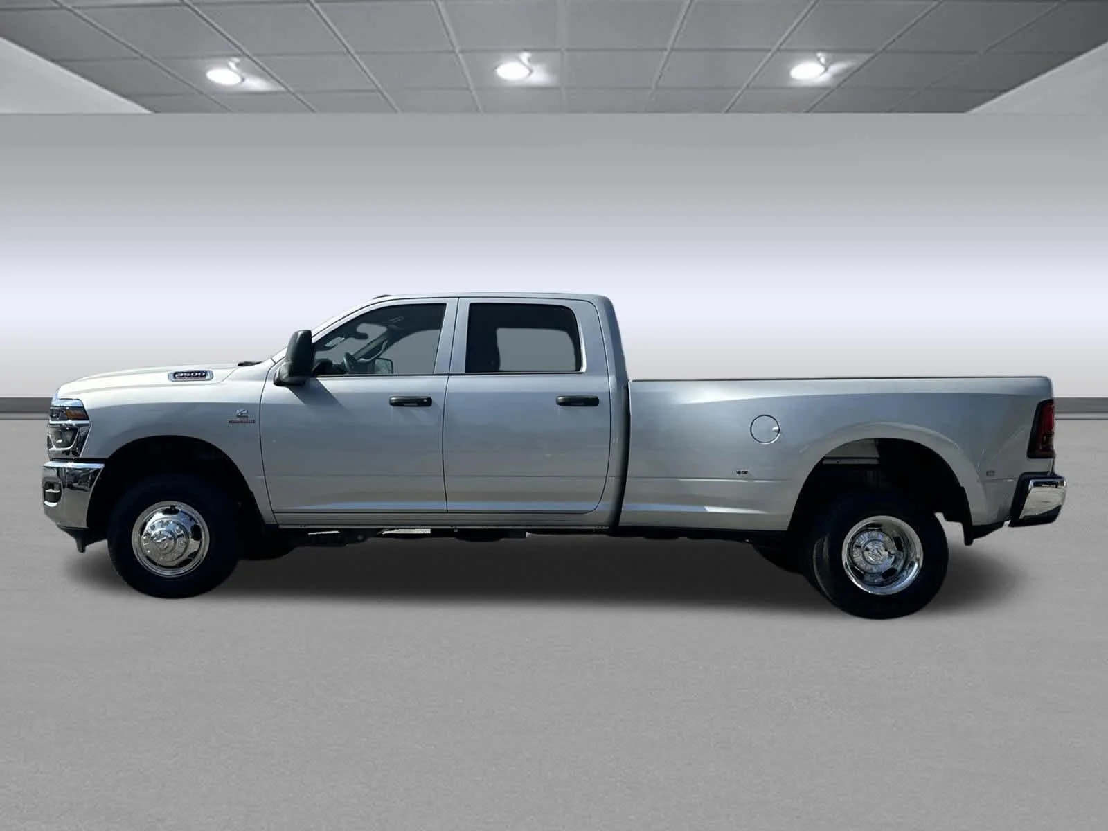 New 2026 Silver-Zynith Exterior Paint RAM Tradesman image 2