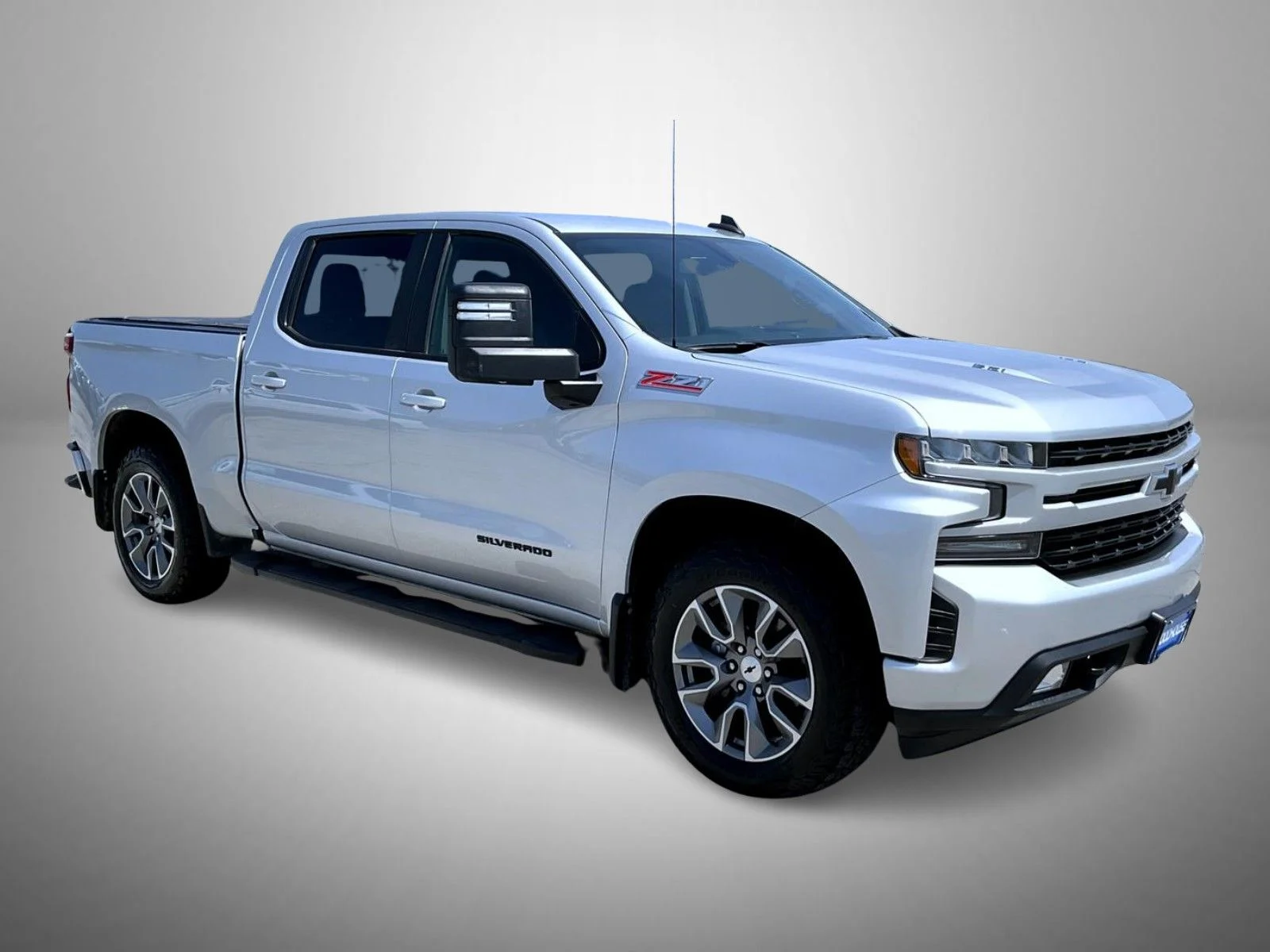 Used 2021 Silver Chevrolet RST image 3