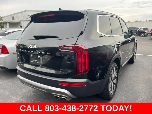 Used 2022 Black Kia S image 4