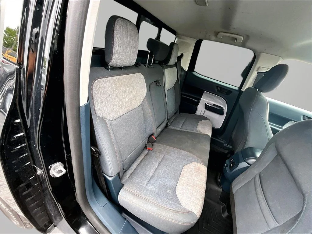 Used 2022 Black Ford XLT image 26
