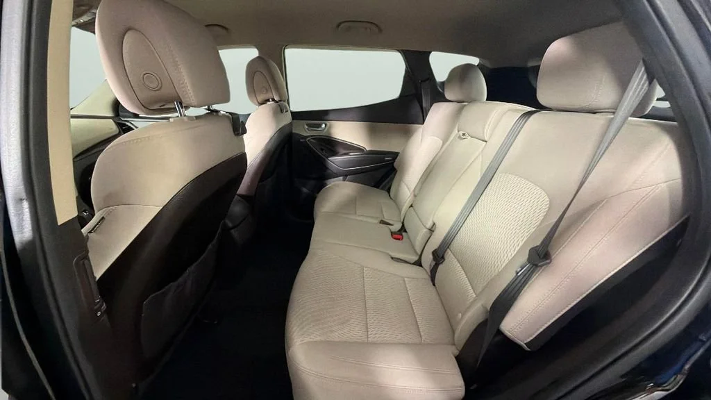 Used 2018 Black Hyundai 2.4L image 27
