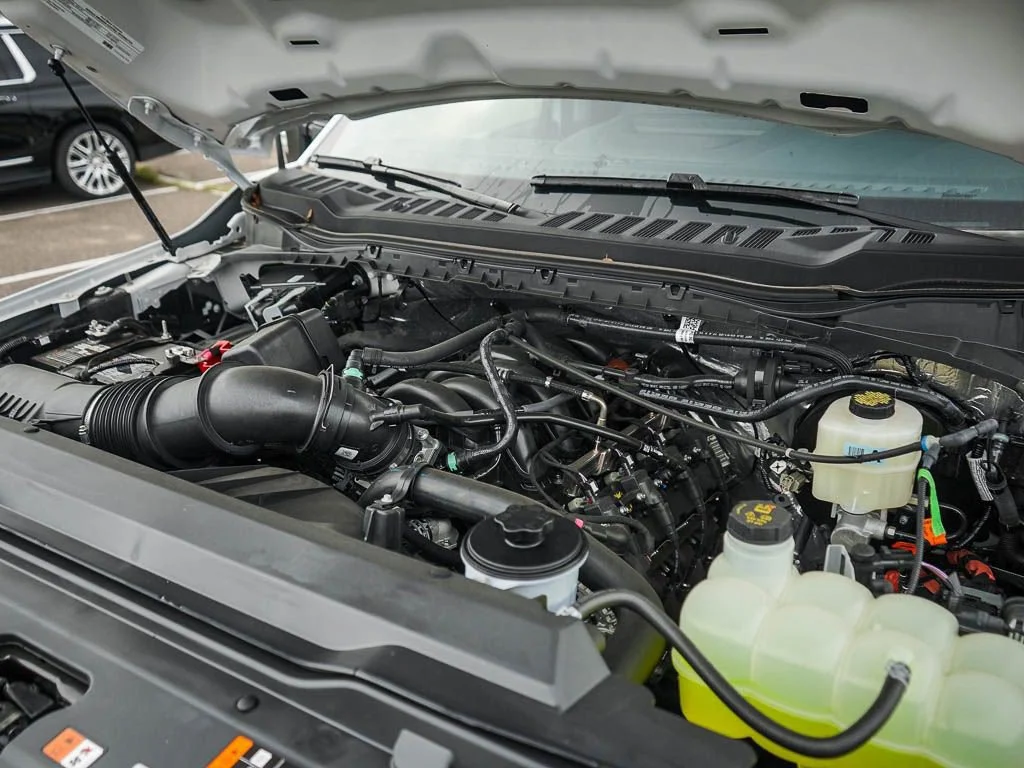 New 2026 Oxford White Ford F-350® XLT image 6