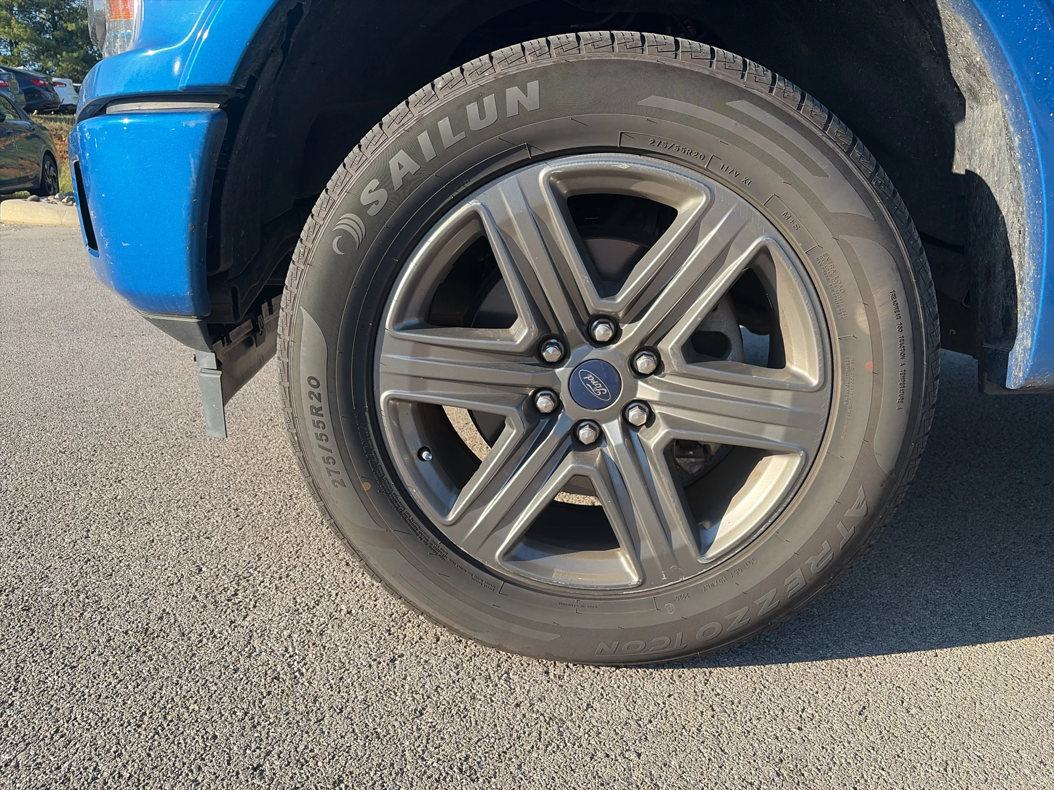 Used 2020 Velocity Blue Metallic Ford XLT image 9
