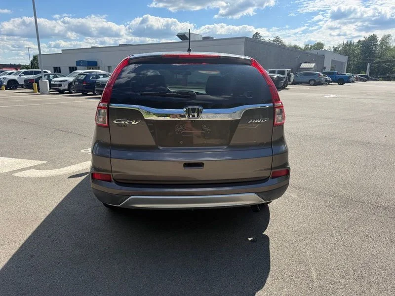 Used 2015  Honda EX image 7