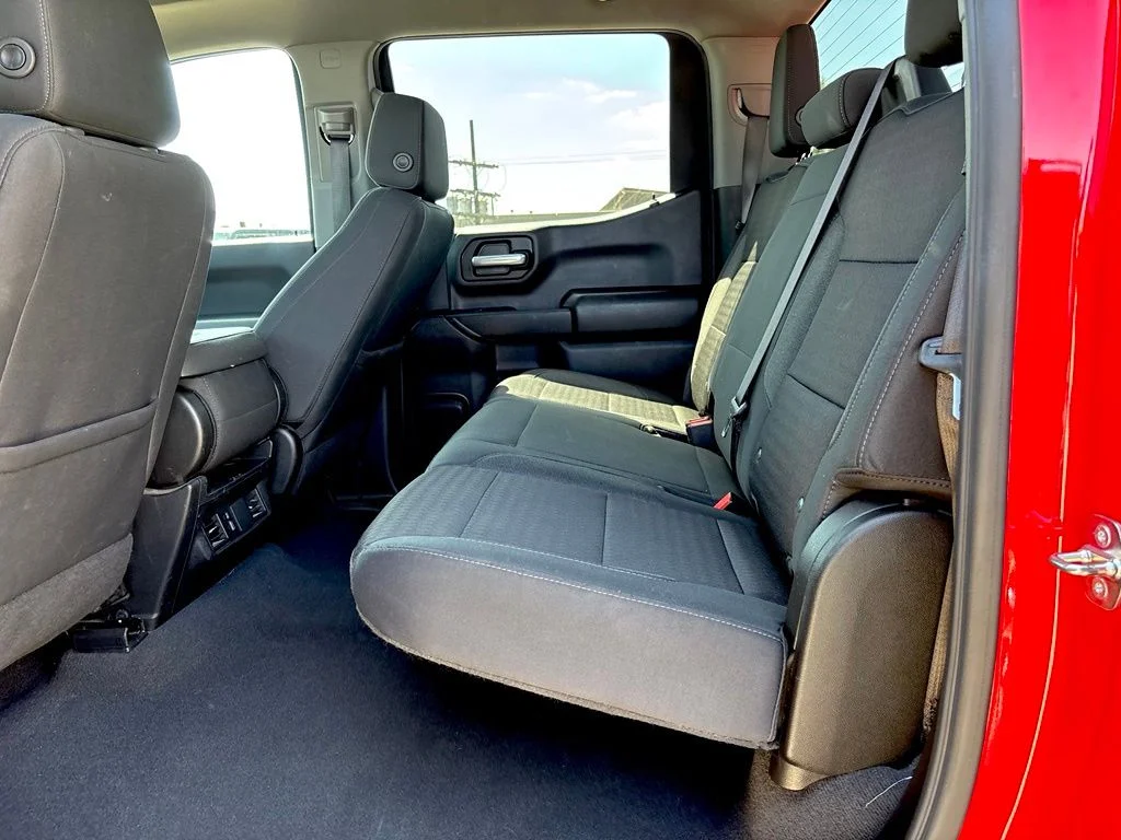 Used 2023 Red Chevrolet Custom image 14