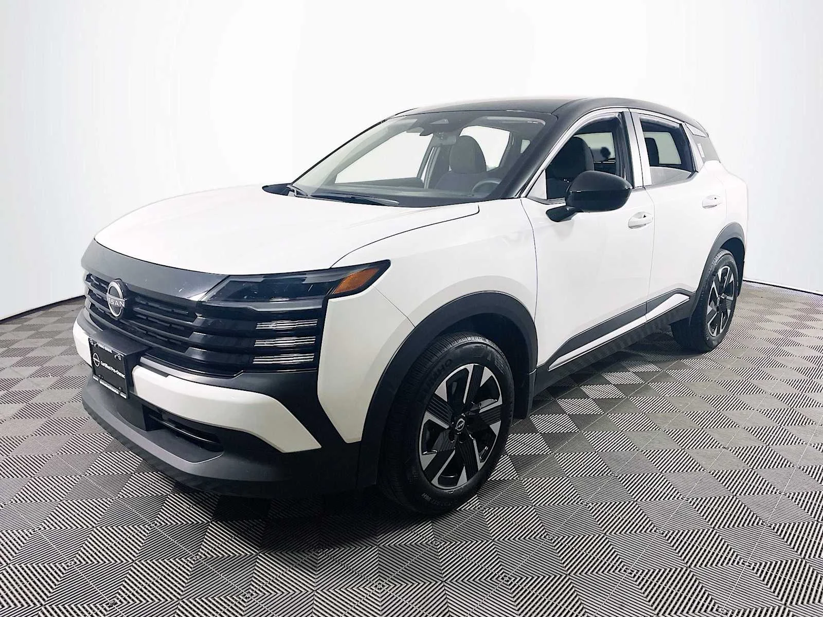 2025 Nissan Kicks 2.0 SV AWD's photo