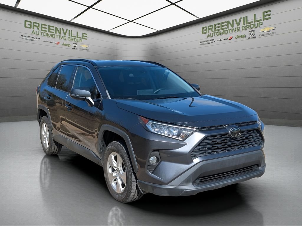 Used 2020 Magnetic Gray Metallic Toyota XLE image 9