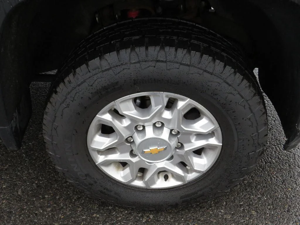 Used 2024 Black Chevrolet LT image 12